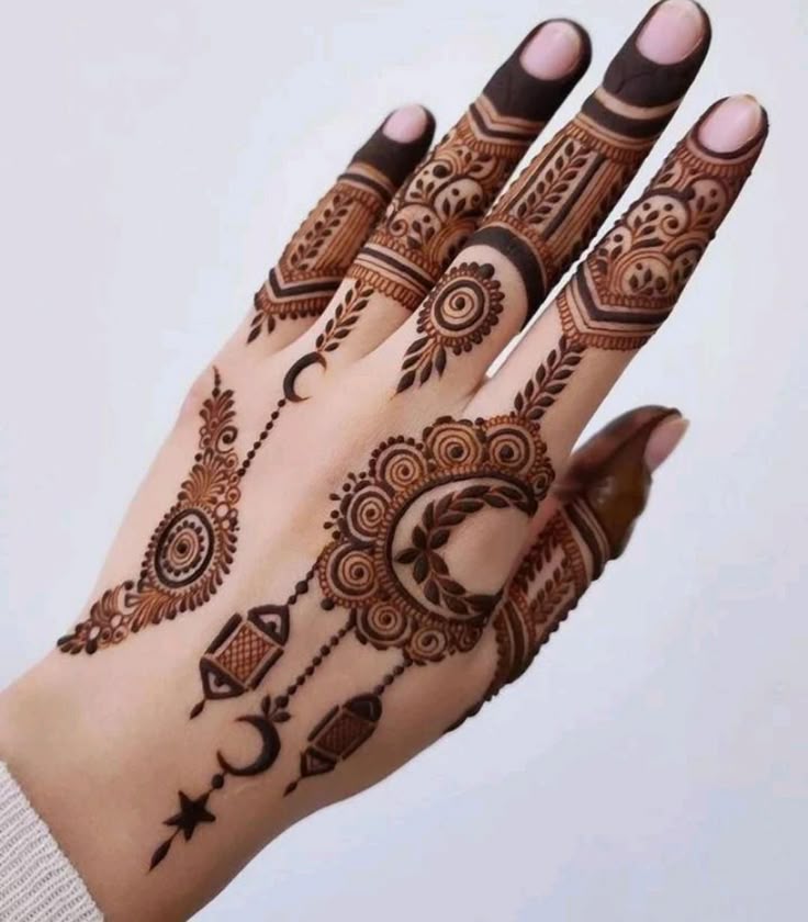 Arabic Mehndi Style