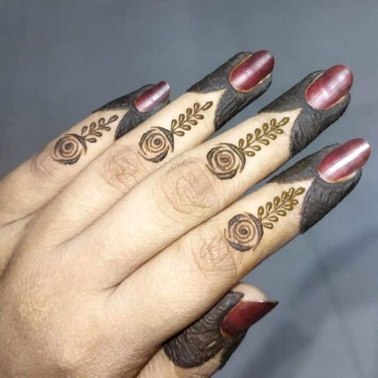 Finger Cap Patterns Mehndi Design