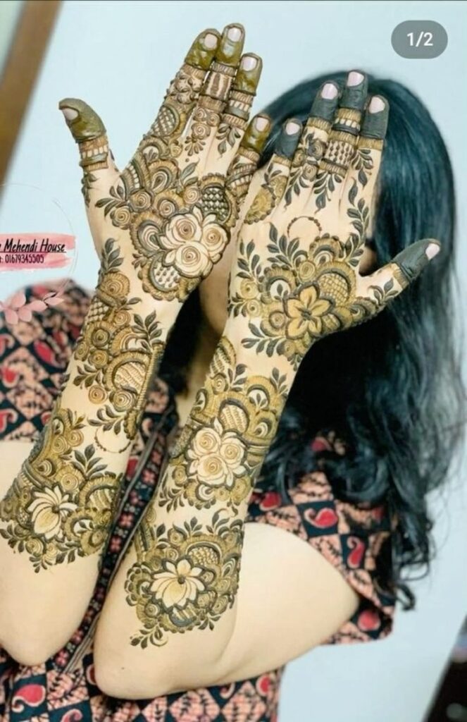Intricate Bridal Floral Mehndi