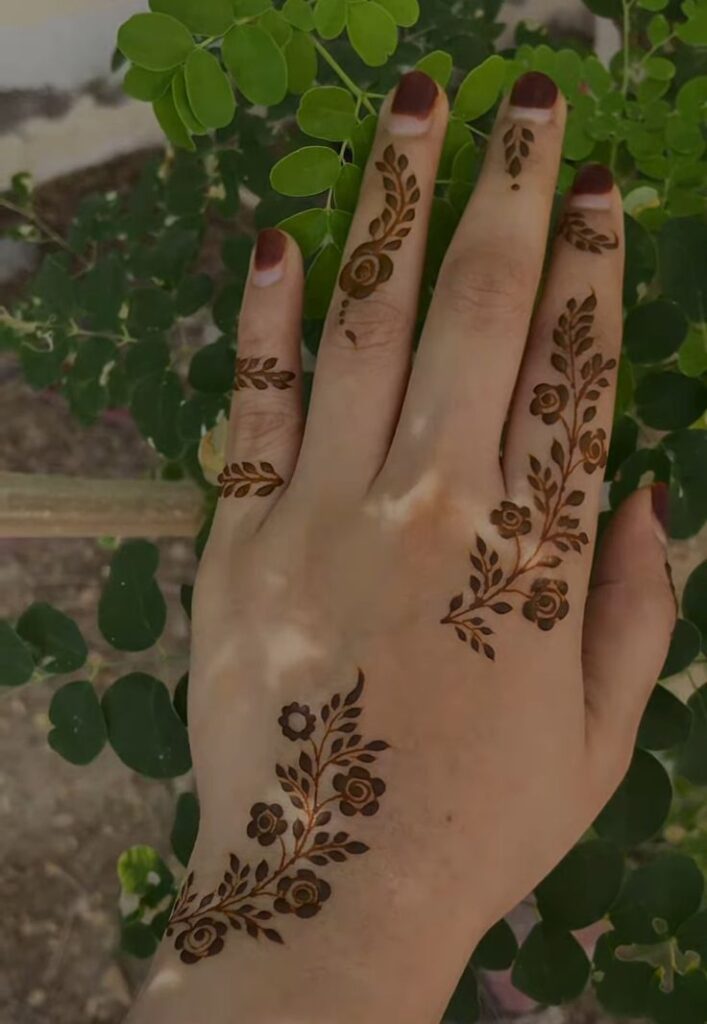 Minimalist Floral Back Hand Designs