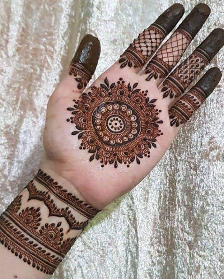 Minimalist Mandala Front Mehndi