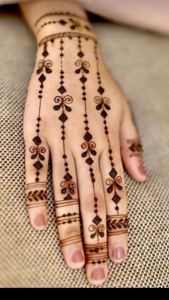 Minimalist finger lines with tiny dots