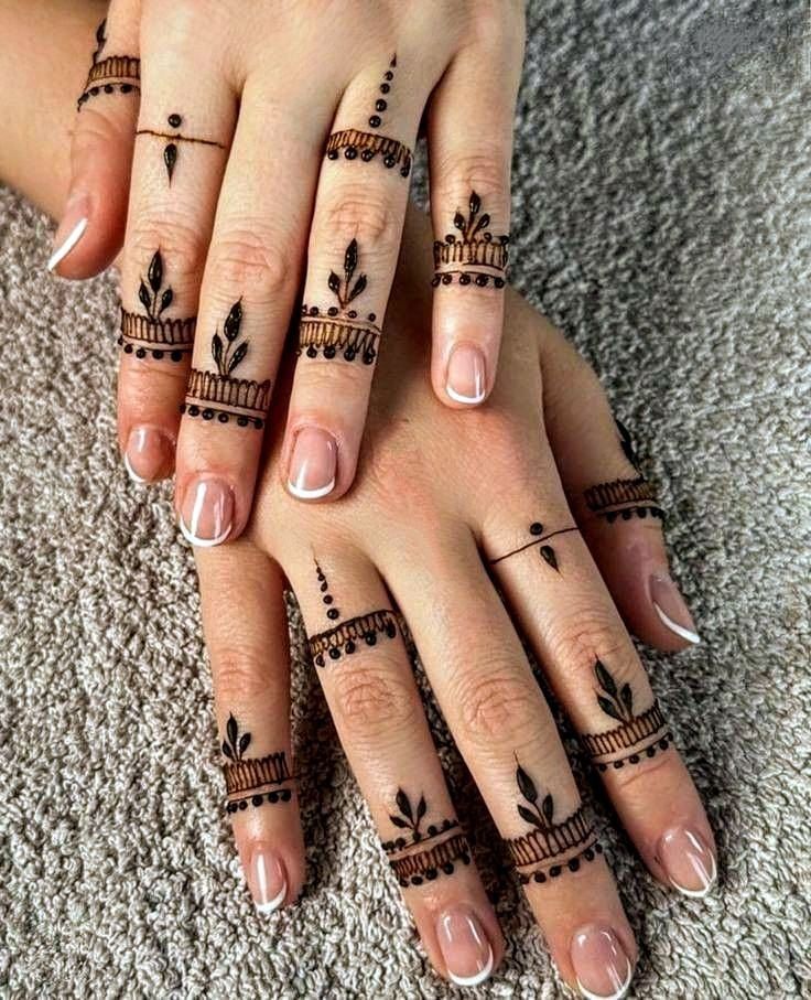 Minimalist finger lines with tiny dots