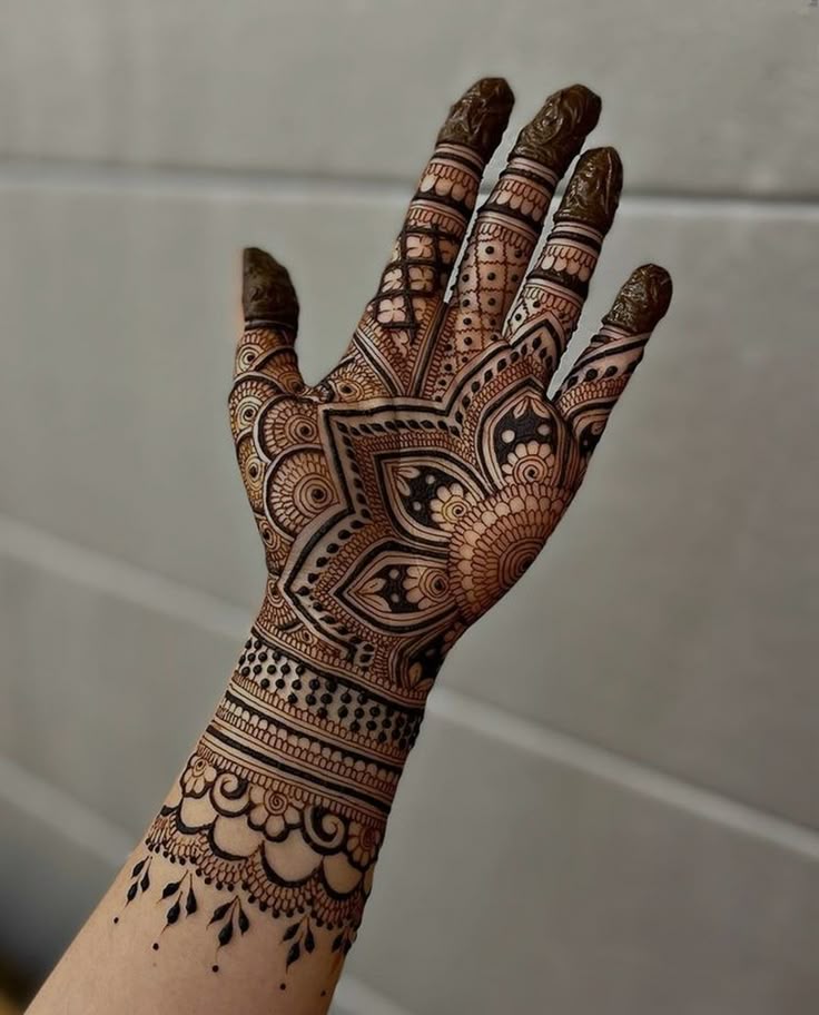 Rajasthani Touch Mehndi Design