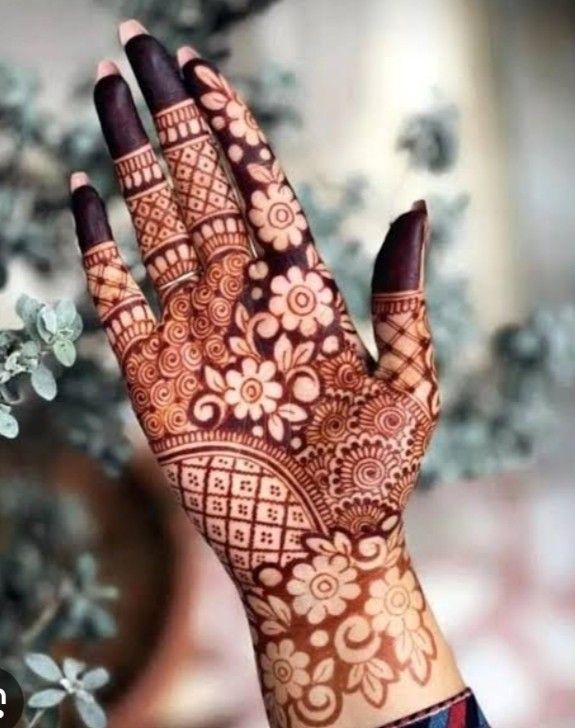 front mehndi design easy and beautiful half hand
