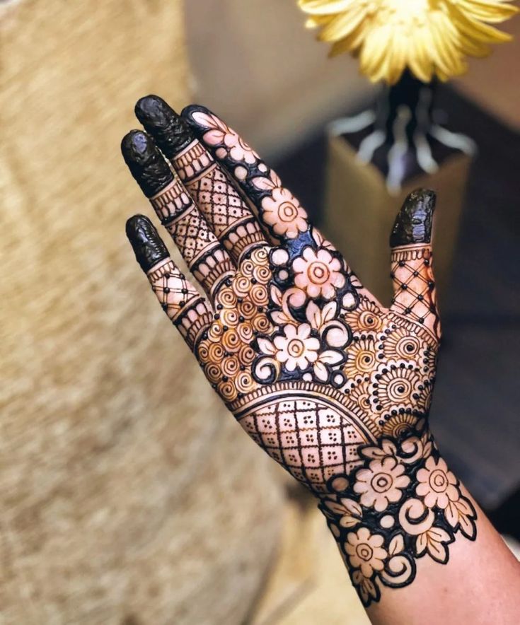 front mehndi design easy and beautiful half hand
